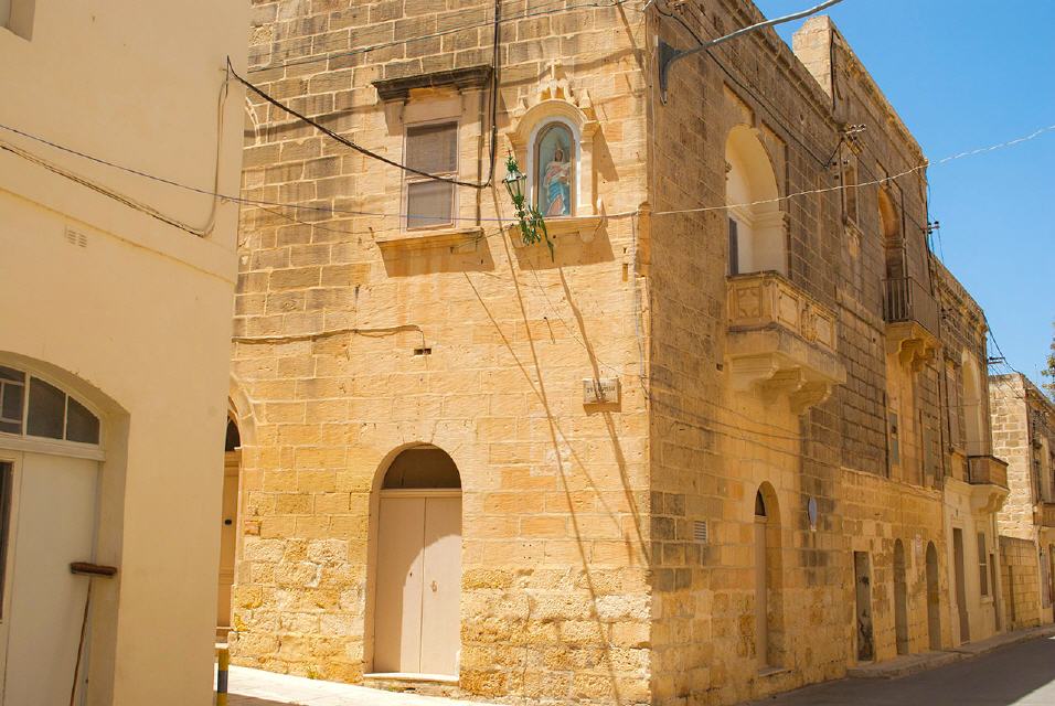 Gharb im Dorf