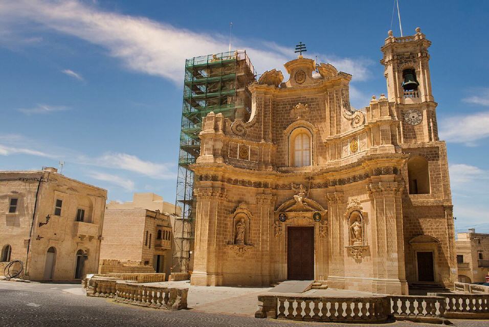 Gharb im Dorf