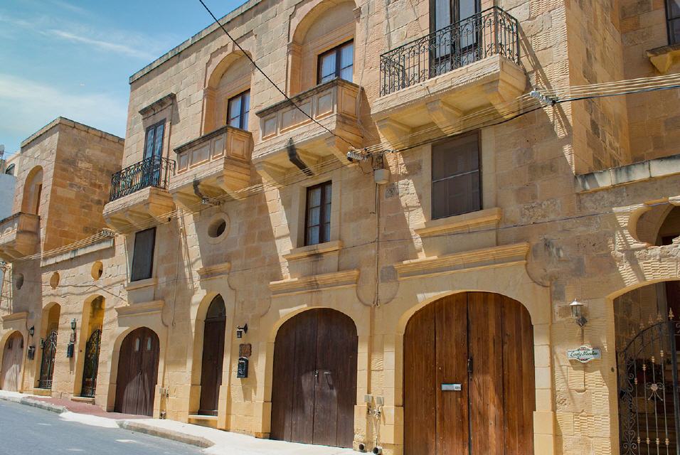 Gharb im Dorf